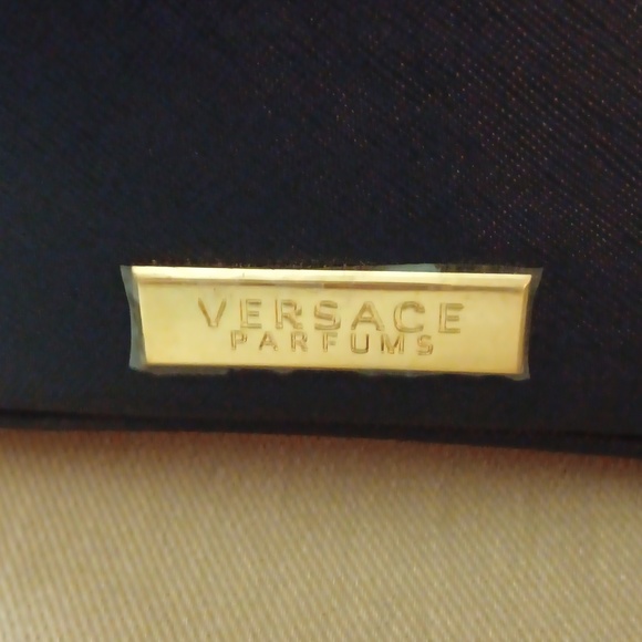 Versace parfums pouch NWOT - Picture 2 of 7